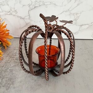 Autumn-Themed Pumpkin Shaped Wrought Iron Candle Holder